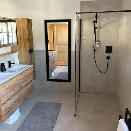 Haus Sonnsitz شقة *